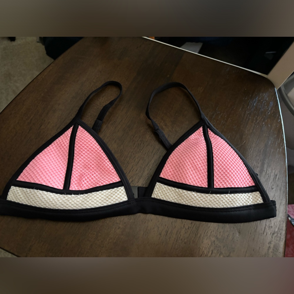 Triangl Multi-colored bikini top